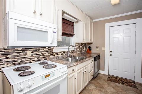 804 2nd Ave, Conover, NC 28613 photo 5