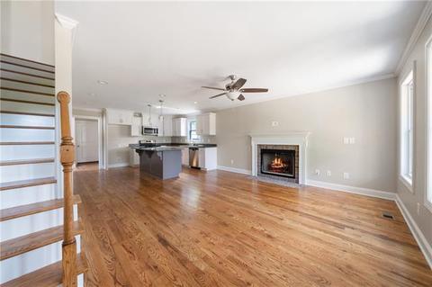 4068 Library Nw Ln NW, Conover, NC 28613 photo 4