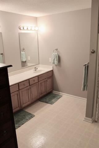 3935 Den Dr, Hickory, NC 28602 photo 26