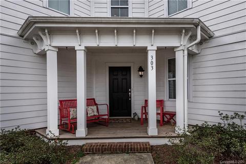 303 Davidson Gateway Dr, Davidson, NC 28036 photo 2