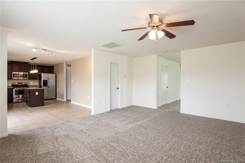218 Lindpoint Ln, Monroe, NC 28110 photo 2