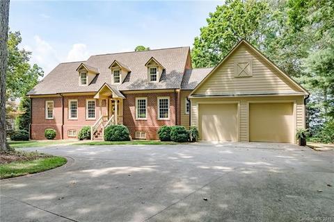 19529 Weavers Cir, Cornelius, NC 28031 photo 4