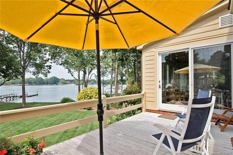 19529 Weavers Cir, Cornelius, NC 28031 photo 31