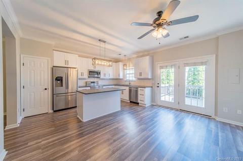 9552 Cadman Ct, Cornelius, NC 28031 photo 12