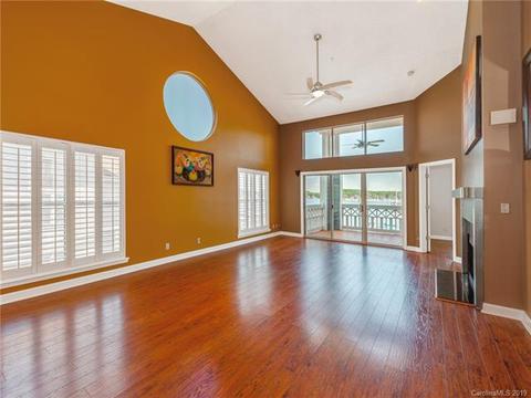18657 Vineyard Point Ln, Cornelius, NC 28031 photo 6