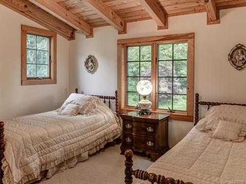 586 Firetower Rd, Spruce Pine, NC 28777 photo 36
