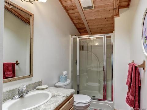 586 Firetower Rd, Spruce Pine, NC 28777 photo 37