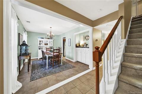 1033 E Meadow Dr #B, Lancaster, SC 29720 photo 2