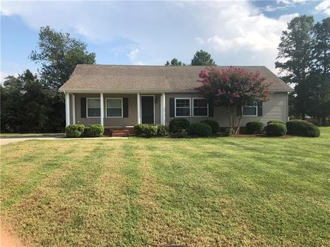 2106 Kyle Ct, Conover, NC 28613 photo 1