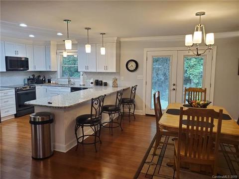 4501 Farmbrook Rd, Gastonia, NC 28056 photo 3