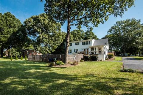 810 2nd St, Conover, NC 28613 photo 5