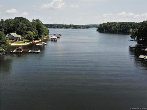 9047 Clement Cir, Terrell, NC 28682 photo 3