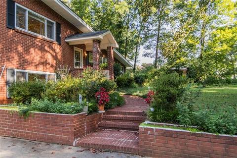 717 2nd Avenue Ne Pl NE, Conover, NC 28613 photo 3