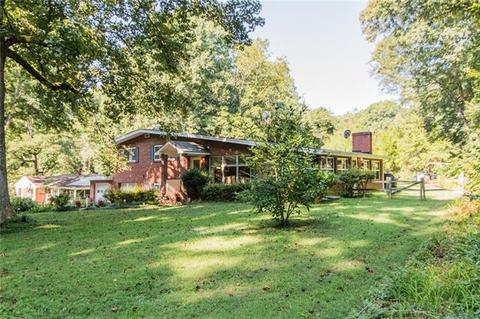 717 2nd Avenue Ne Pl NE, Conover, NC 28613 photo 1