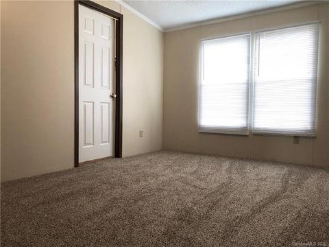 1699 E Amy Dr E, Conover, NC 28613 photo 8