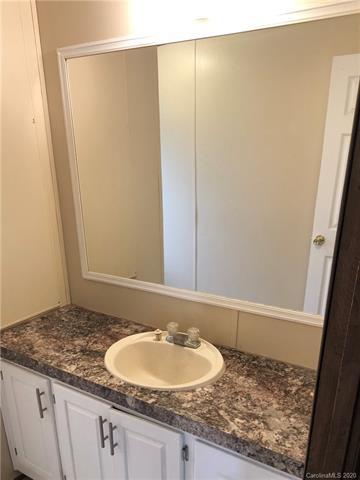 1699 E Amy Dr E, Conover, NC 28613 photo 10
