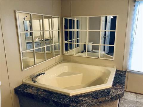 1699 E Amy Dr E, Conover, NC 28613 photo 25