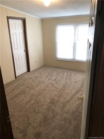 1699 E Amy Dr E, Conover, NC 28613 photo 7