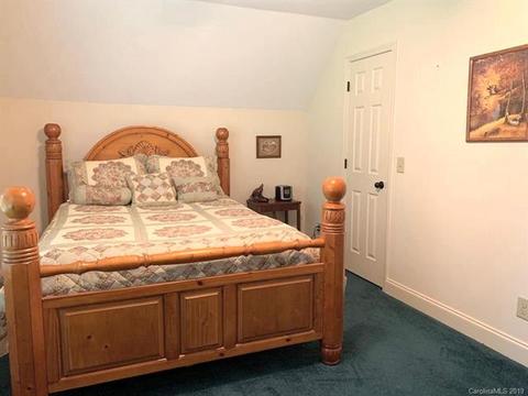 138 E Wabash Dr, Sylva, NC 28779 photo 17