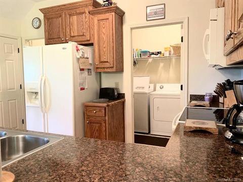 138 E Wabash Dr, Sylva, NC 28779 photo 9
