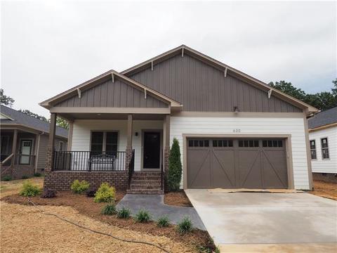 630 13th Avenue Nw Pl NW, Hickory, NC 28601 photo 1