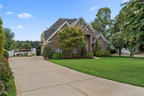 20211 Rainbow Cir, Cornelius, NC 28031 photo 39