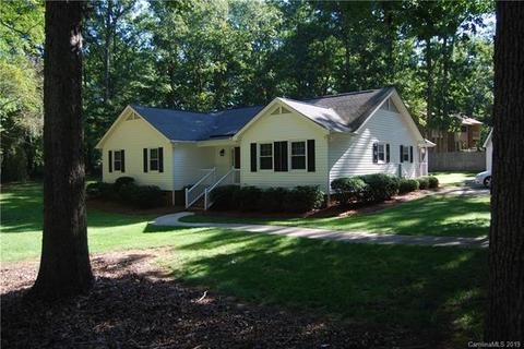 132 Oakleaf Ln, Wingate, NC 28174 photo 2