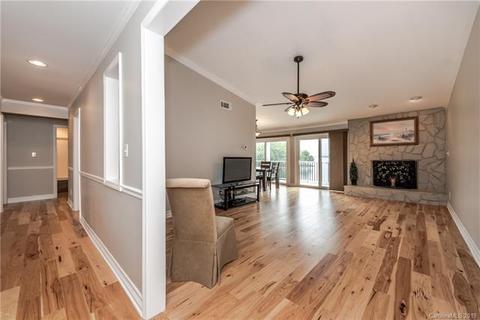20437 Harborgate Ct #703, Cornelius, NC 28031 photo 6