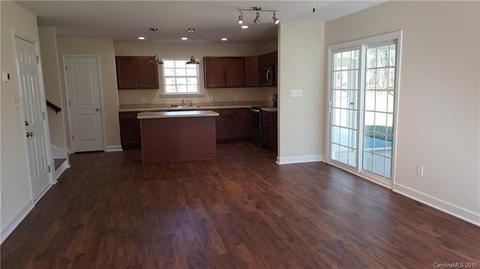2822 Kirkover Rd, Lancaster, SC 29720 photo 2