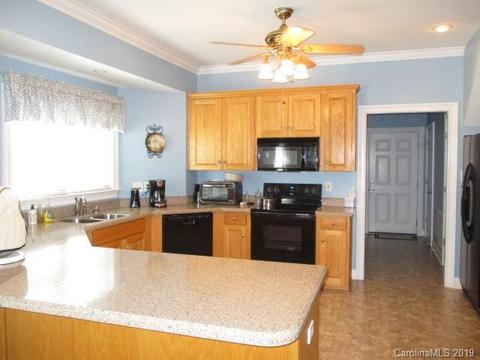 2345 Ellison Cir, Lancaster, SC 29720 photo 4