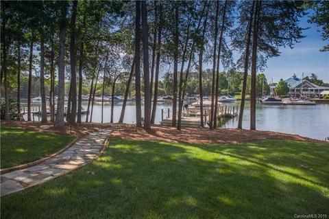 16612 Flying Jib Rd, Cornelius, NC 28031 photo 4