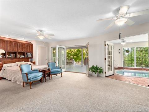 426 Summerset Dr, Clyde, NC 28721 photo 18
