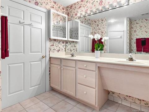426 Summerset Dr, Clyde, NC 28721 photo 24