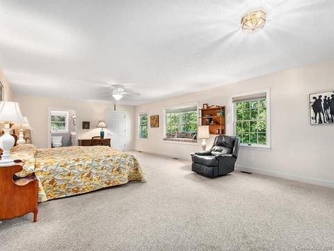 426 Summerset Dr, Clyde, NC 28721 photo 27