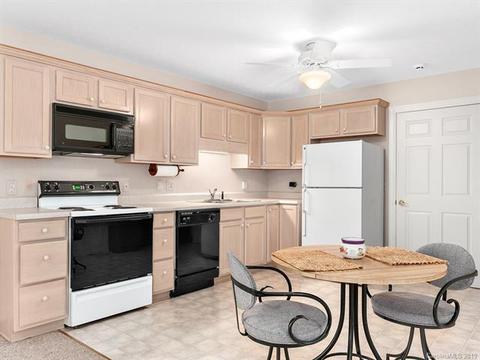 426 Summerset Dr, Clyde, NC 28721 photo 29