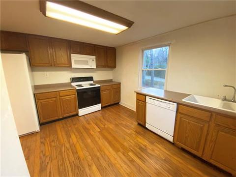 4178 Beach Rd, Hudson, NC 28638 photo 4