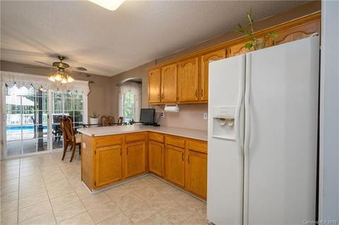 463 Pine Forest Ct, Vale, NC 28168 photo 11