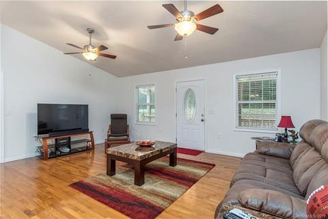 316 Maple Leaf Ln, Clyde, NC 28721 photo 5