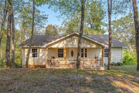 316 Maple Leaf Ln, Clyde, NC 28721 photo 1