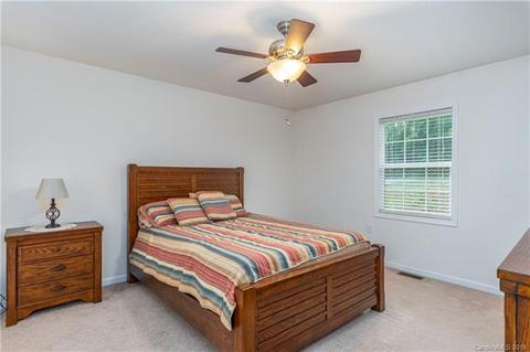 316 Maple Leaf Ln, Clyde, NC 28721 photo 10