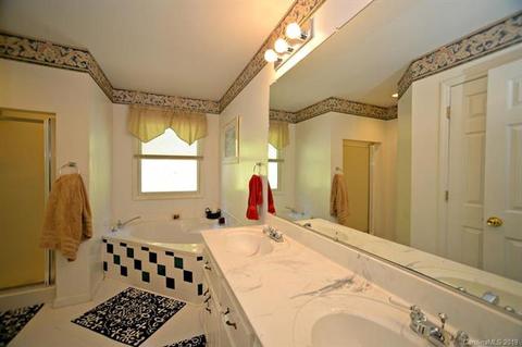 130 Fox Trace Dr, Sylva, NC 28779 photo 10