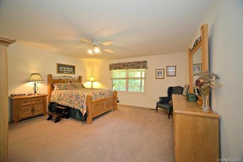 130 Fox Trace Dr, Sylva, NC 28779 photo 9
