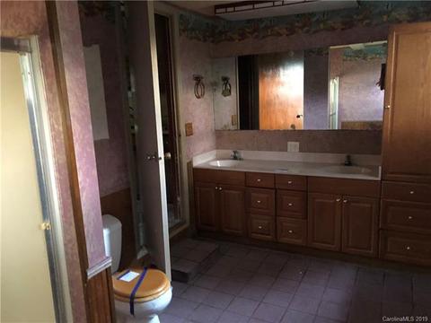 1063 Summers Rd, Morganton, NC 28655 photo 12