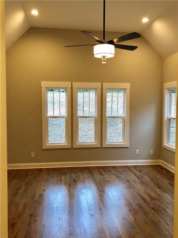36 Divot Ct, Hickory, NC 28601 photo 9
