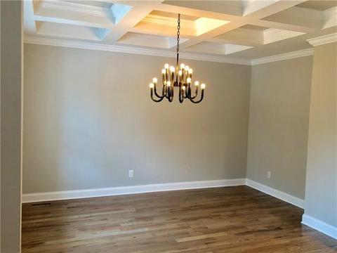 36 Divot Ct, Hickory, NC 28601 photo 7