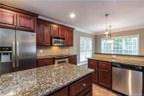 314 Bent Tree Dr, Stanley, NC 28164 photo 8
