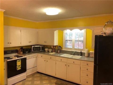 1300 Lancaster Ave, Monroe, NC 28112 photo 3