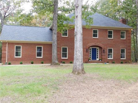 1007 Zephyr Cir, Monroe, NC 28110 photo 2