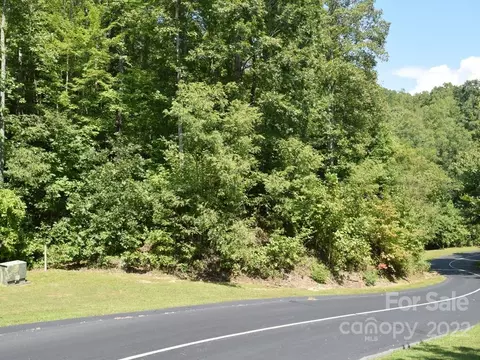 216 Mountain Crest 34 Dr #34, Hendersonville, NC 28739