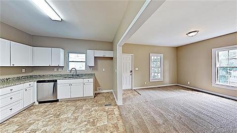 300 E 10th St, Kannapolis, NC 28083 photo 4